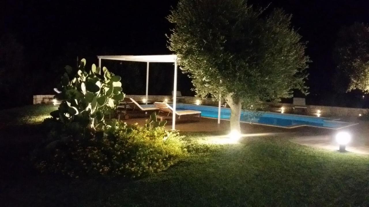 Villa Mest Pepp โมโนโปลี ภายนอก รูปภาพ