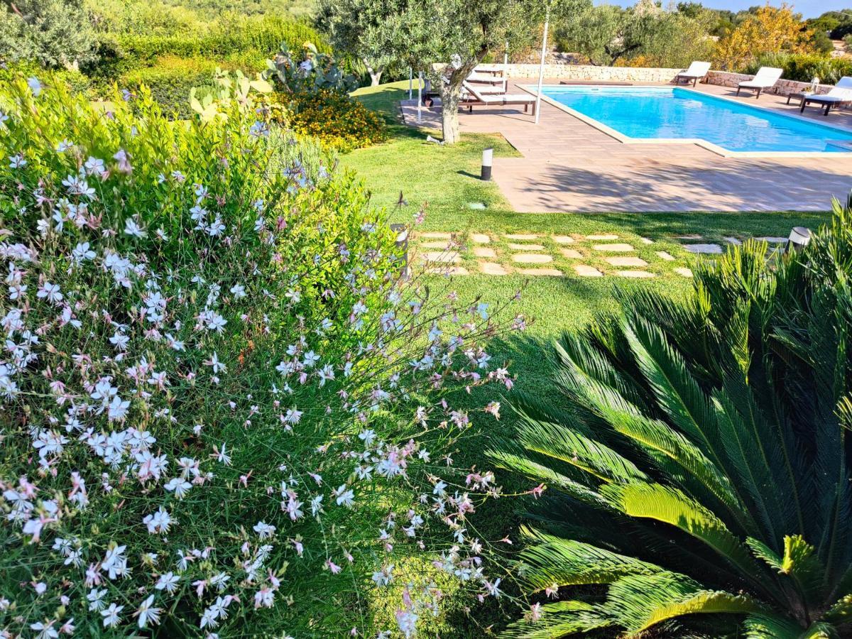 Villa Mest Pepp โมโนโปลี ภายนอก รูปภาพ